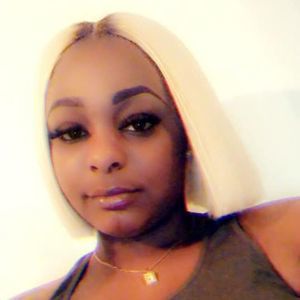 Meet your Posher, Jade